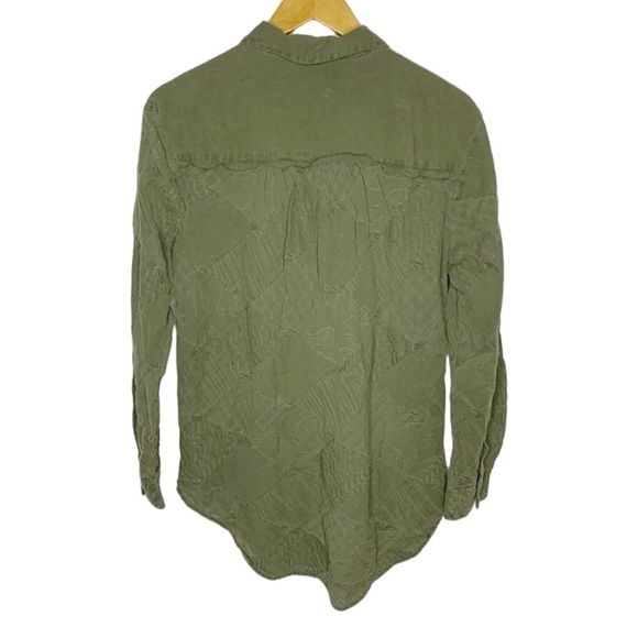 SUNDANCE Simply Shannon Patchwork  Popover Top in Army Green Size S/P - Picture 3 of 8